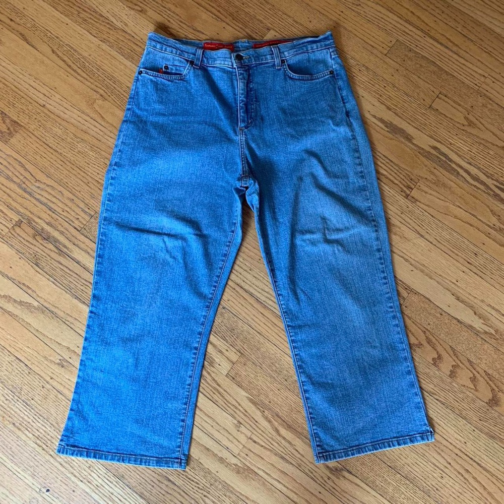 Not Your Daughter's Light Blue Wash Capri Jeans
